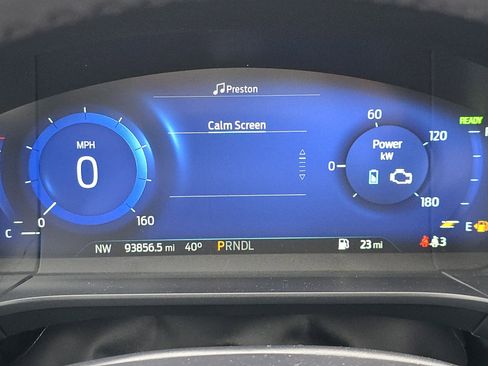 Used 2022 Ford Escape Titanium image 31