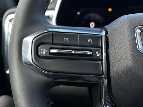 New 2026 GMC Canyon Denali w/ LPO, Denali Black Edition image 18