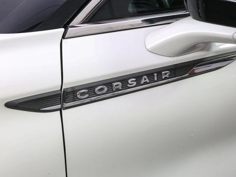 Used 2022 Lincoln Corsair FWD image 7