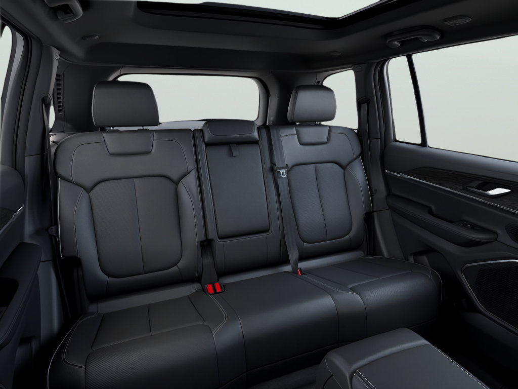 New 2027 Jeep Grand Cherokee Limited AWD/4WD image 16