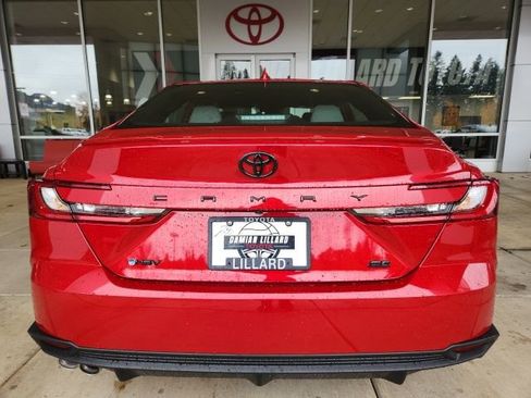 New 2026 Toyota Camry SE FWD image 11