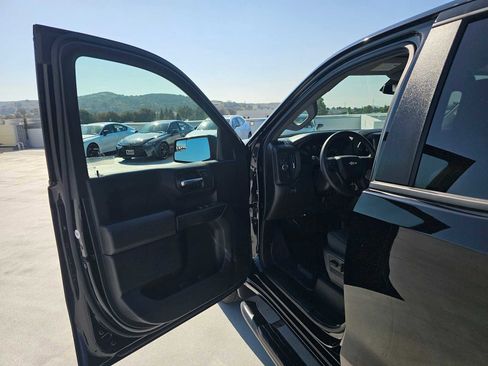 Used 2022 Chevrolet Silverado 1500 Custom RWD image 19