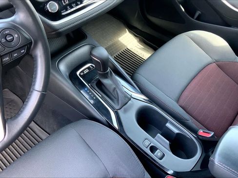 Used 2023 Toyota Corolla SE w/ SE Premium Package FWD image 16