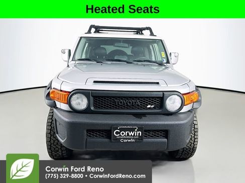 Used 2008 Toyota FJ Cruiser 4WD image 2