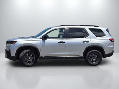 New 2026 Honda Pilot TrailSport image 8