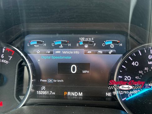 Used 2018 Ford Expedition XLT w/ Equipment Group 202A RWD image 23