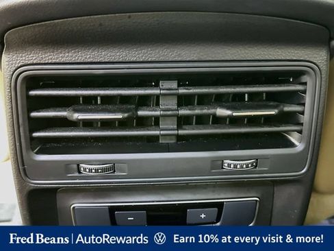 Used 2023 Audi Q7 3.0T Premium Plus w/ Premium Plus Package AWD/4WD image 32