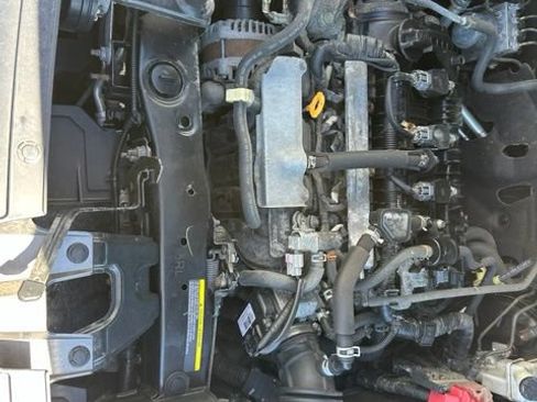 Used 2020 Nissan Kicks S FWD image 8