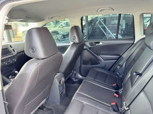 Used 2017 Volkswagen Tiguan S AWD/4WD image 27