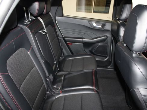 Used 2025 Ford Escape ST-Line FWD image 16