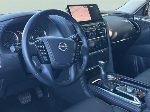 Used 2024 Nissan Armada Platinum w/ Captain's Chairs Package image 18