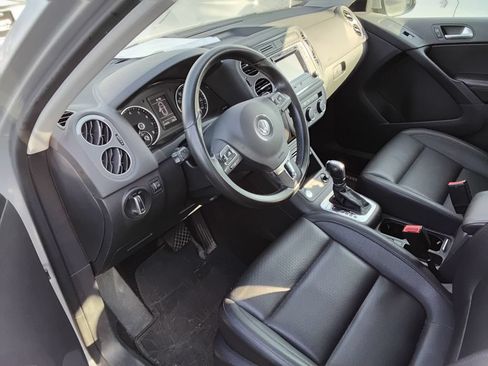 Used 2016 Volkswagen Tiguan S AWD/4WD image 11