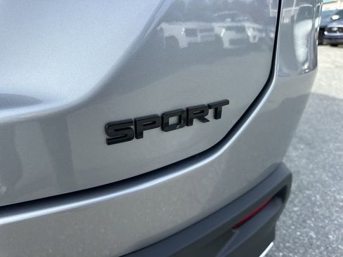 Used 2025 Honda Pilot Sport image 29