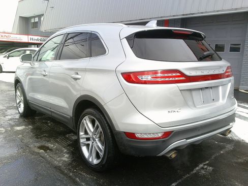 Used 2016 Lincoln MKC Reserve w/ Lincoln MKC Climate Package image 3