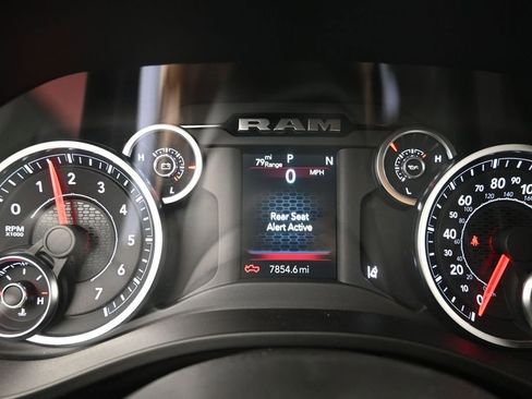 Used 2025 RAM 1500 Big Horn AWD/4WD image 32