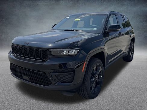 New 2025 Jeep Grand Cherokee 4WD image 1