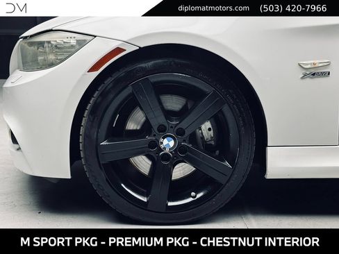 Used 2011 BMW 335i xDrive Sedan AWD/4WD image 43