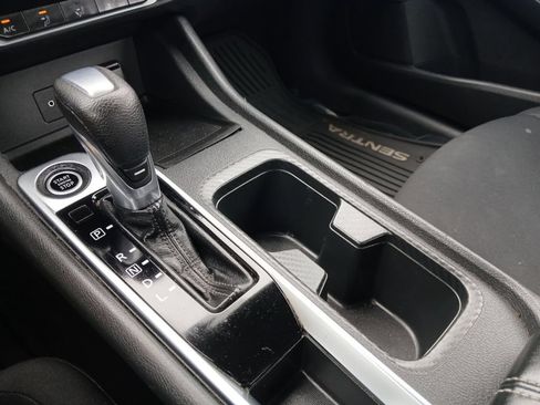 Used 2020 Nissan Sentra S FWD image 19