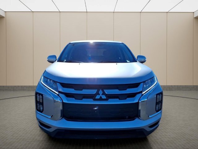 Used 2025 Mitsubishi Outlander Sport ES AWD/4WD image 4