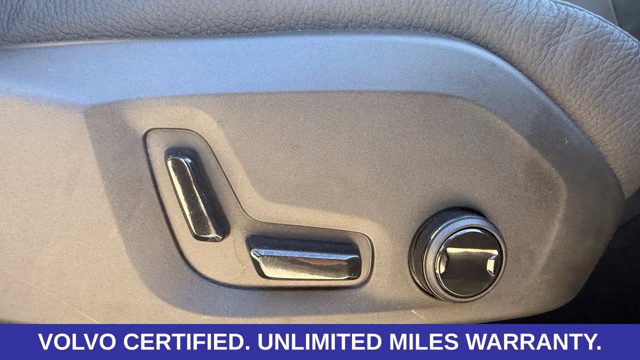 Certified 2024 Volvo XC90 T8 Plus w/ Protection Package Premier AWD/4WD image 16