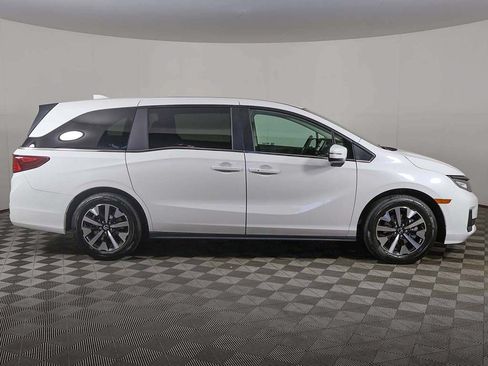 New 2026 Honda Odyssey EX-L image 9