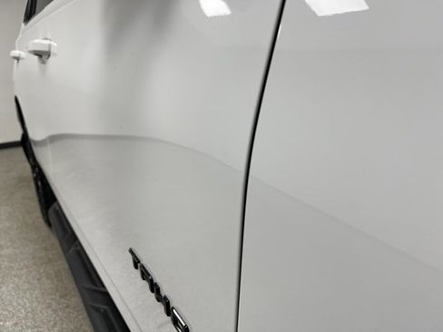 Used 2023 Chevrolet Tahoe RST image 11