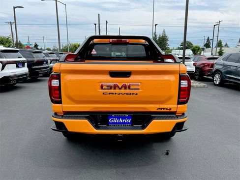 New 2025 GMC Canyon AT4 w/ Nightfall Edition image 25