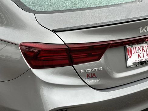 Used 2023 Kia Forte GT-Line FWD image 7