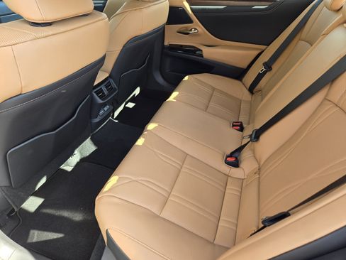 New 2025 Lexus ES 350 Ultra Luxury w/ Accessory Package (Z1) image 20