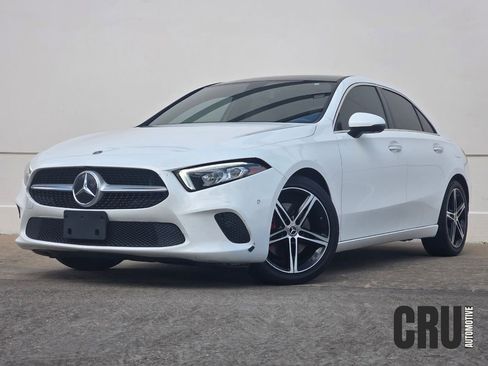 Used 2020 Mercedes-Benz A 220 4MATIC image 1