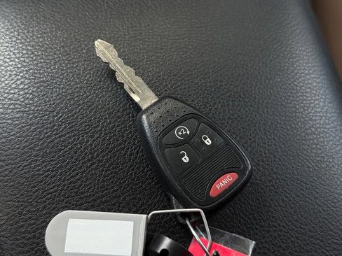 Used 2016 Jeep Wrangler Unlimited Sahara w/ Connectivity Group AWD/4WD image 28
