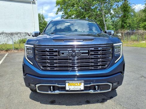 Certified 2022 GMC Sierra 1500 Denali Ultimate AWD/4WD image 2