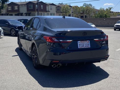 Certified 2025 Toyota Camry SE w/ Convenience Package image 4