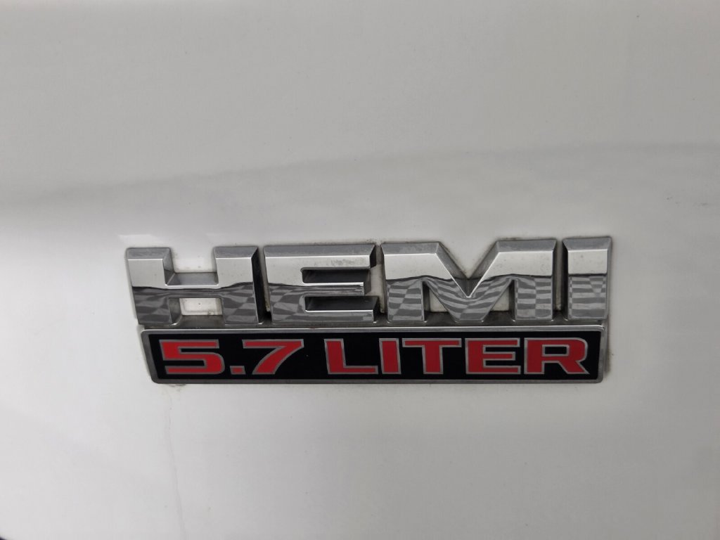 Used 2019 RAM 1500 Tradesman w/ Chrome Plus Package RWD image 9