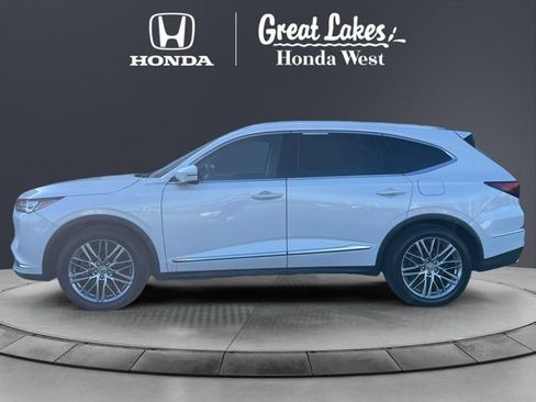 Used 2023 Acura MDX SH-AWD w/ Advance Package image 2