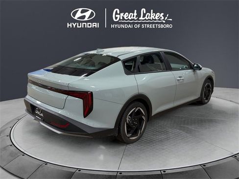 Used 2025 Kia K4 EX image 5