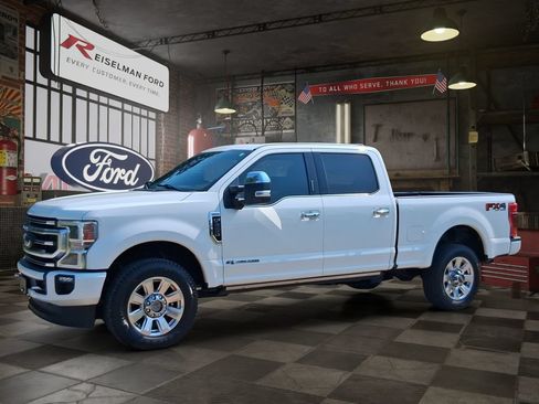 Used 2020 Ford F250 Platinum w/ FX4 Off-Road Package AWD/4WD image 1