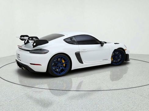 Used 2025 Porsche 718 Cayman GT4 RS RWD image 8