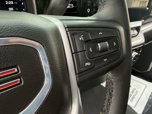 Used 2026 GMC Sierra 1500 SLT image 11