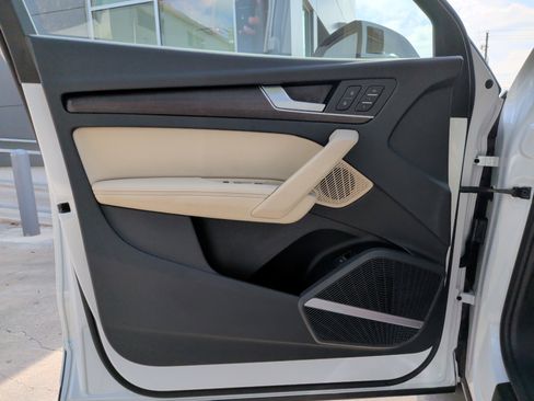 Certified 2023 Audi Q5 2.0T Premium Plus w/ Premium Plus Package image 14