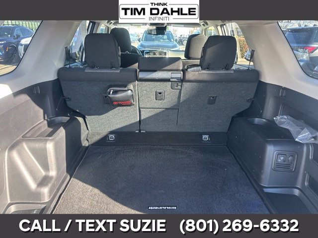 Used 2023 Toyota 4Runner SR5 AWD/4WD image 18