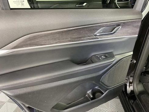 Used 2025 Jeep Grand Cherokee L Limited AWD/4WD image 26