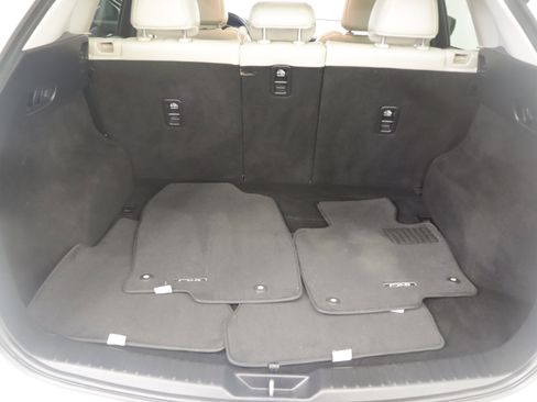 Used 2018 MAZDA CX-5 Touring image 19
