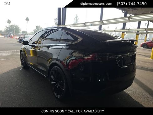 Used 2020 Tesla Model X Performance image 6