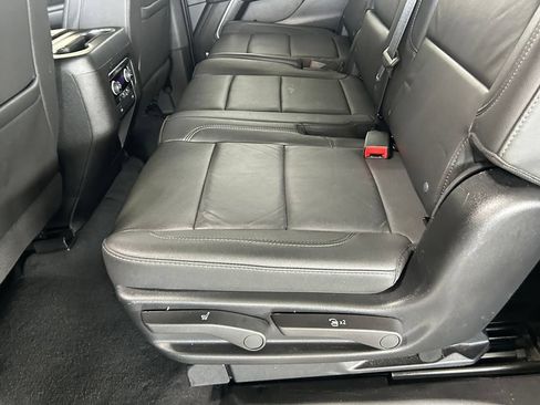 Used 2024 Chevrolet Suburban LT AWD/4WD image 49