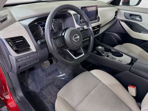 Used 2022 Nissan Rogue SV image 23