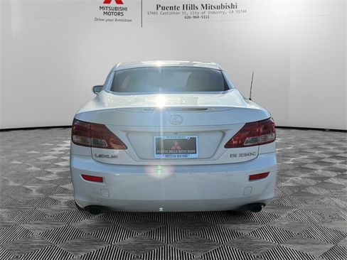 Used 2010 Lexus IS 250C image 6