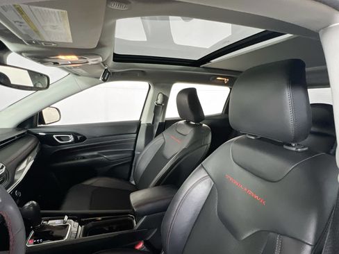 Used 2022 Jeep Compass Trailhawk w/ Sun and Sound Group image 20