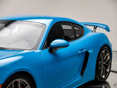 Used 2020 Porsche 718 Cayman GT4 RWD image 29