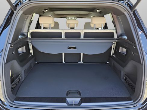 New 2026 Mercedes-Benz GLB 250 image 27